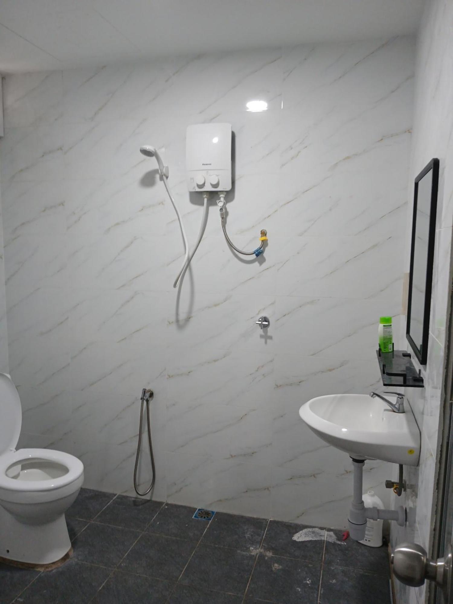 Enviropath Hotel Bayan Lepas Bagian luar foto